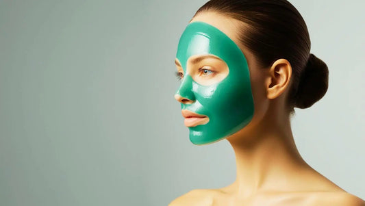 Masque-Visage-en-Gel-à-l-Extrait-d-Aloe-Vera-Votre-Évasion-Apaisante-pour-la-Peau Maison Jadeïs